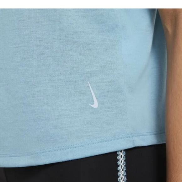 Nike Tank Top Yoga NWT Embroidered Sleeve Blue/White Womens Size Large - Picture 4 of 6